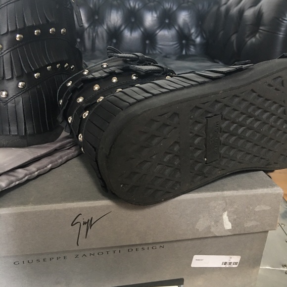 Giuseppe Zanotti Black Fringe Studded sneakers - Picture 13 of 13